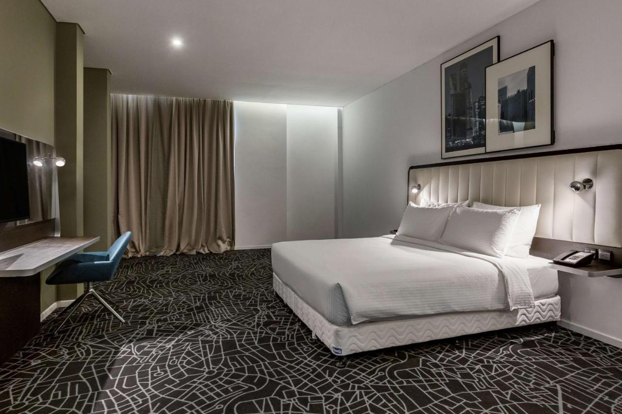 Radisson Hotel & Apartments Dammam Industrial City Экстерьер фото